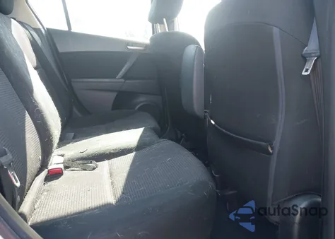 2012 Mazda 3 I Sport z USA, uszkodzony, nr VIN JM1BL1UF8C1552851